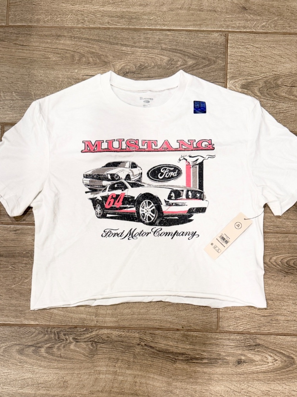 Ford Mustang women's graphic cropped tee by No Boundaries, size XS (0–2).